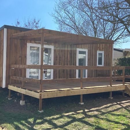 Camping Carrefour De L'Ardeche Saint-Remeze Exterior foto